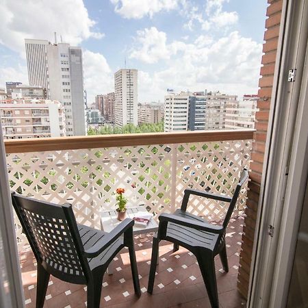 Elegant Retreat Business District Bernabeu Appartement Madrid Buitenkant foto