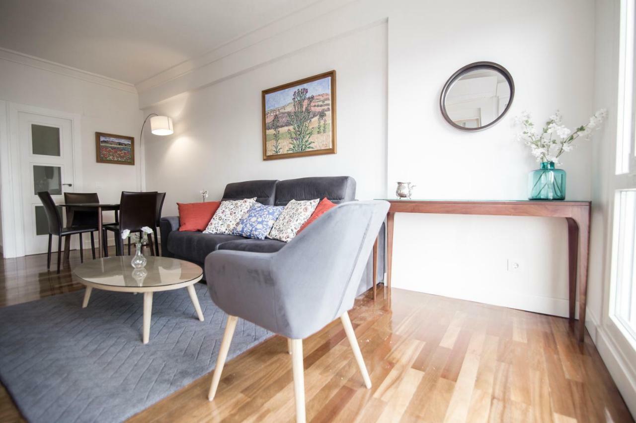 Elegant Retreat Business District Bernabeu Appartement Madrid Buitenkant foto