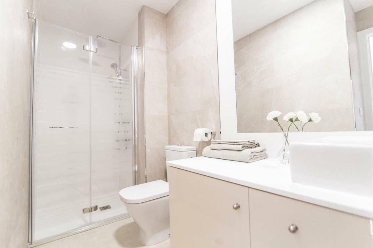 Elegant Retreat Business District Bernabeu Appartement Madrid Buitenkant foto